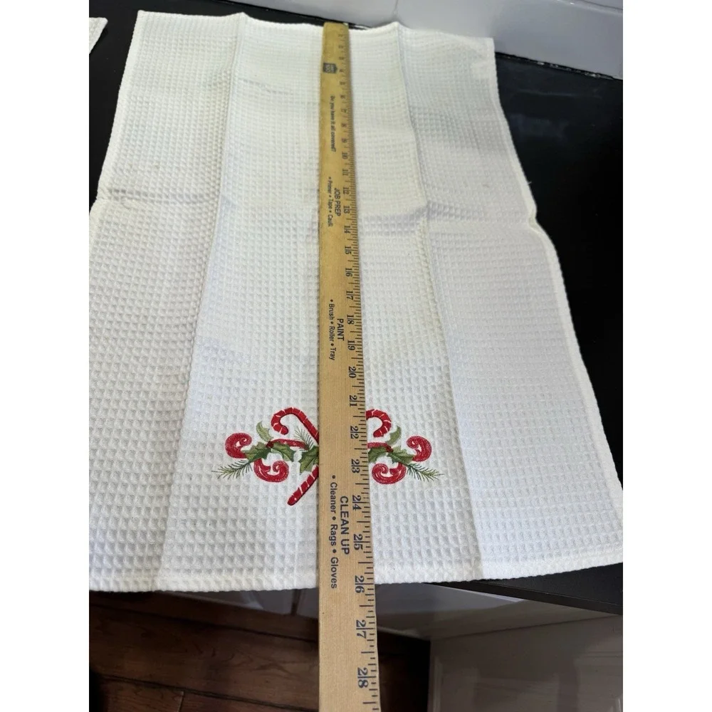 2 Cotton‎ Hand Towel Christmas Embroidered Joy Wreath & Candy Cain Holly Waffle